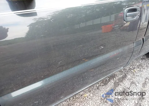 2005 Chevrolet Silverado 1500 Work Truck z USA, uszkodzony, nr VIN 1GCEK14V45Z116171